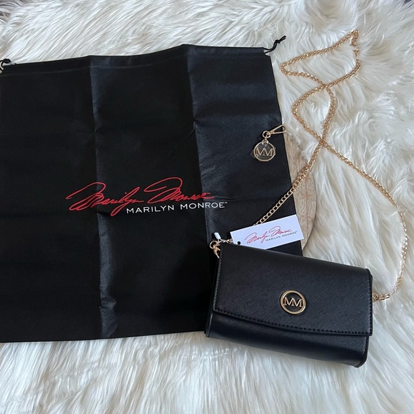 NEW Marilyn Monroe Women’s Black & Gold Cross Body Purse ✨ - Picture 2 of 12